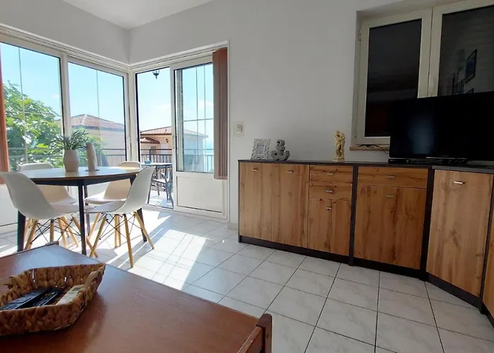 Mira * オパティヤ